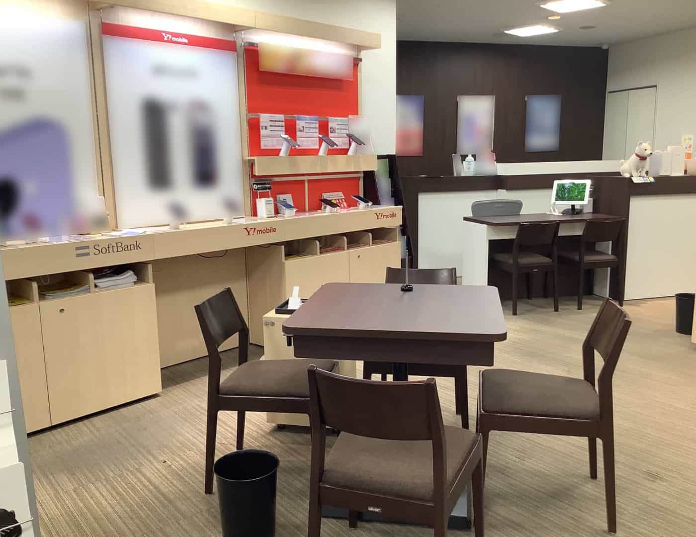 ソフトバンク本郷三丁目_内観1