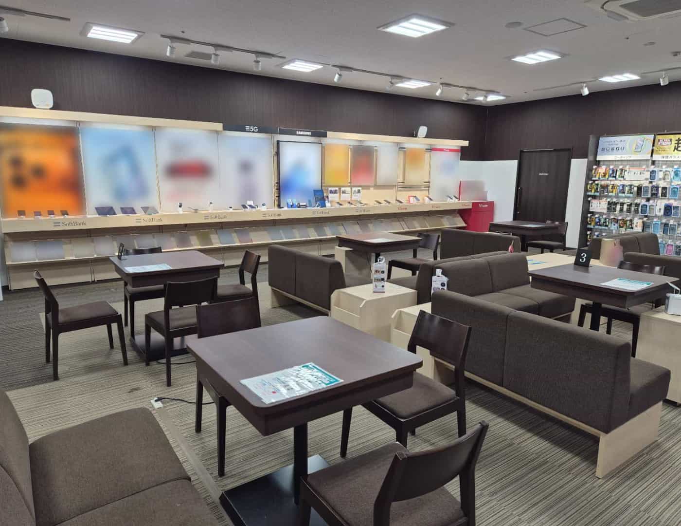 ソフトバンクBRANCH仙台長命ヶ丘_内観2