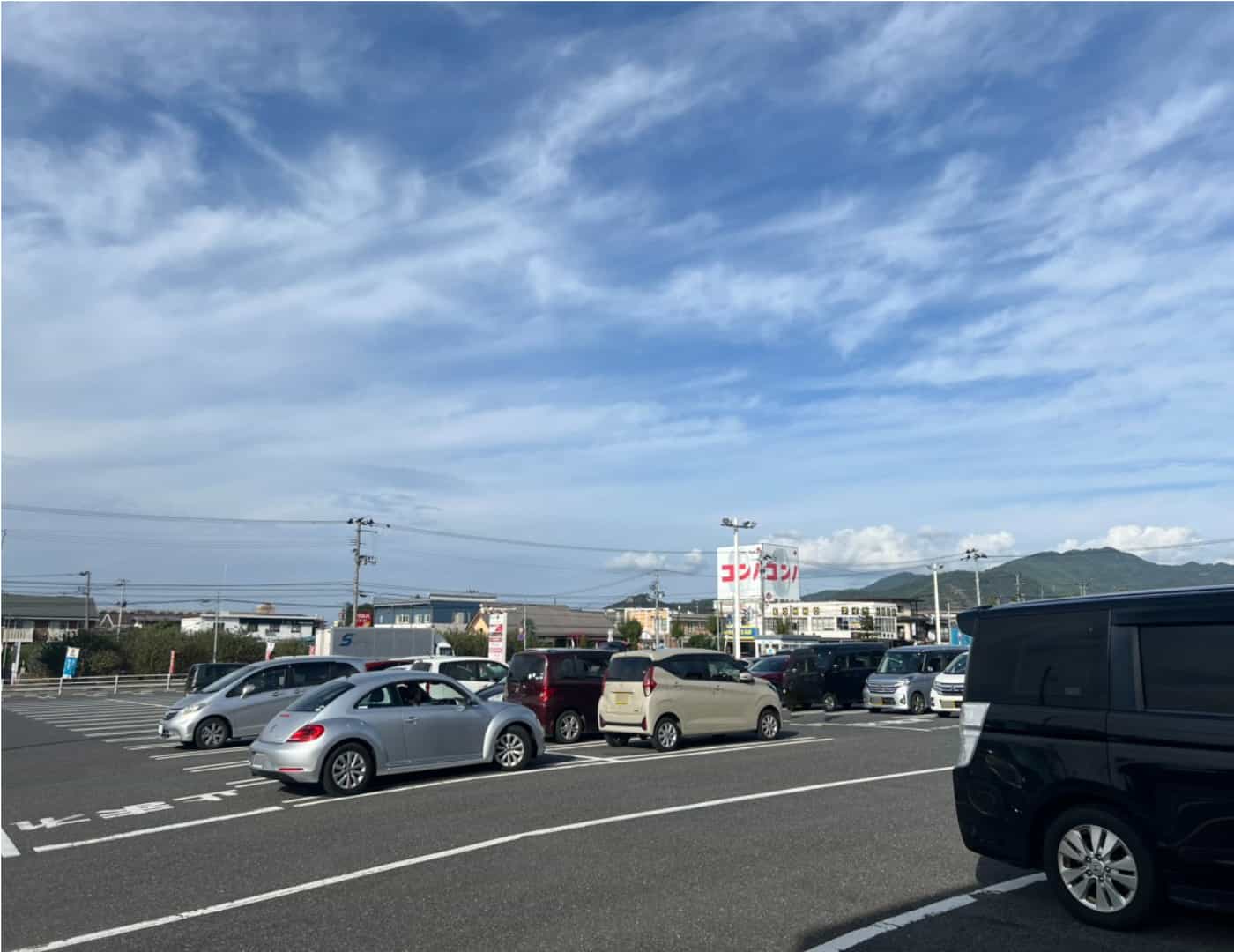 ソフトバンクヤマザワ松見町_駐車場1