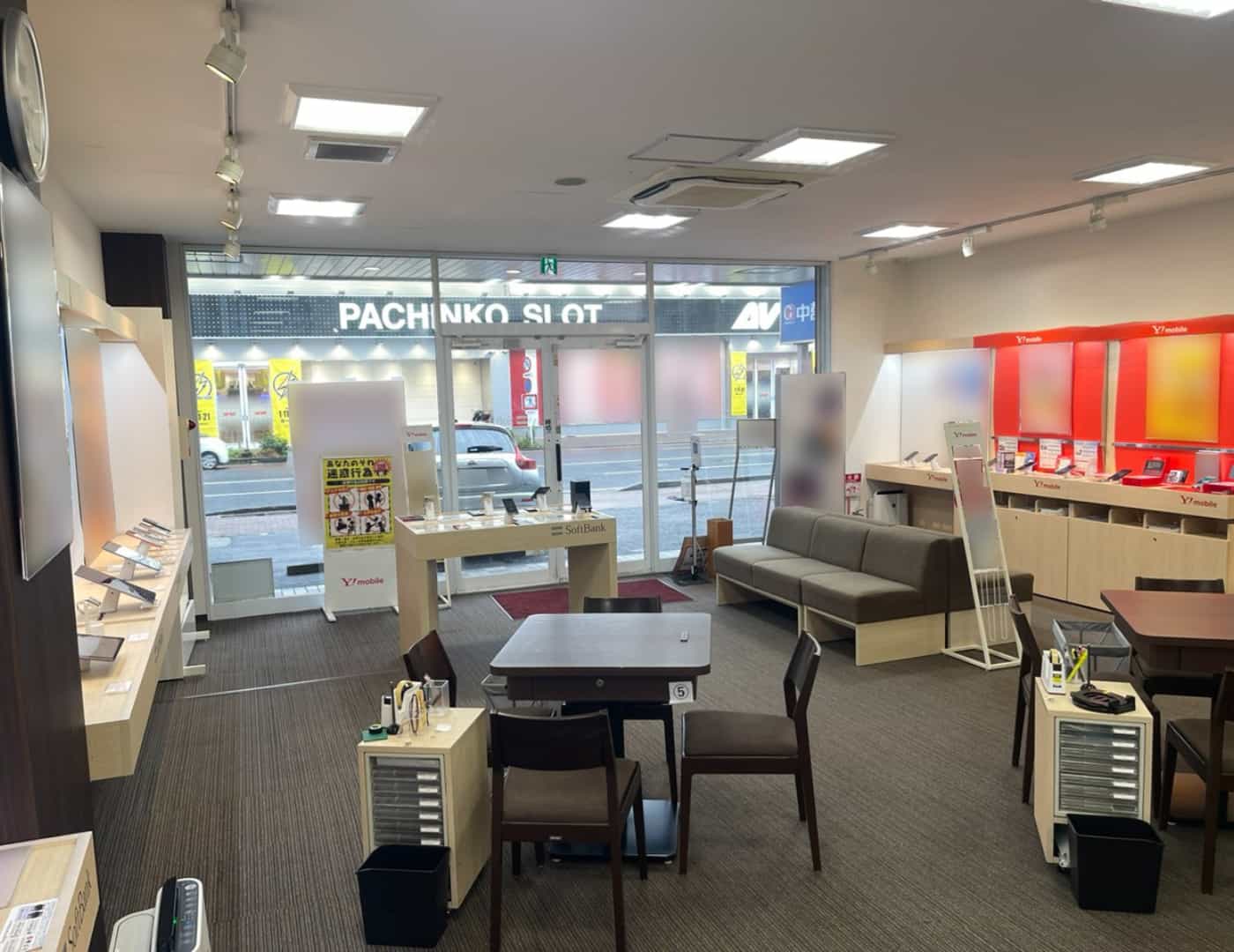 ソフトバンク北久里浜_内観2