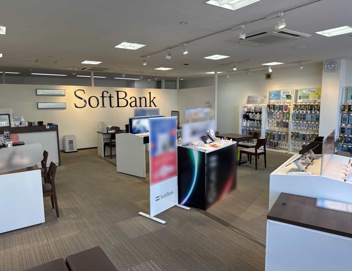 ソフトバンク向日町_内観1