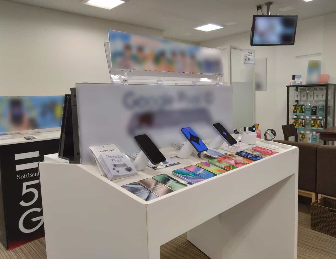 ソフトバンク天童中央_内観1