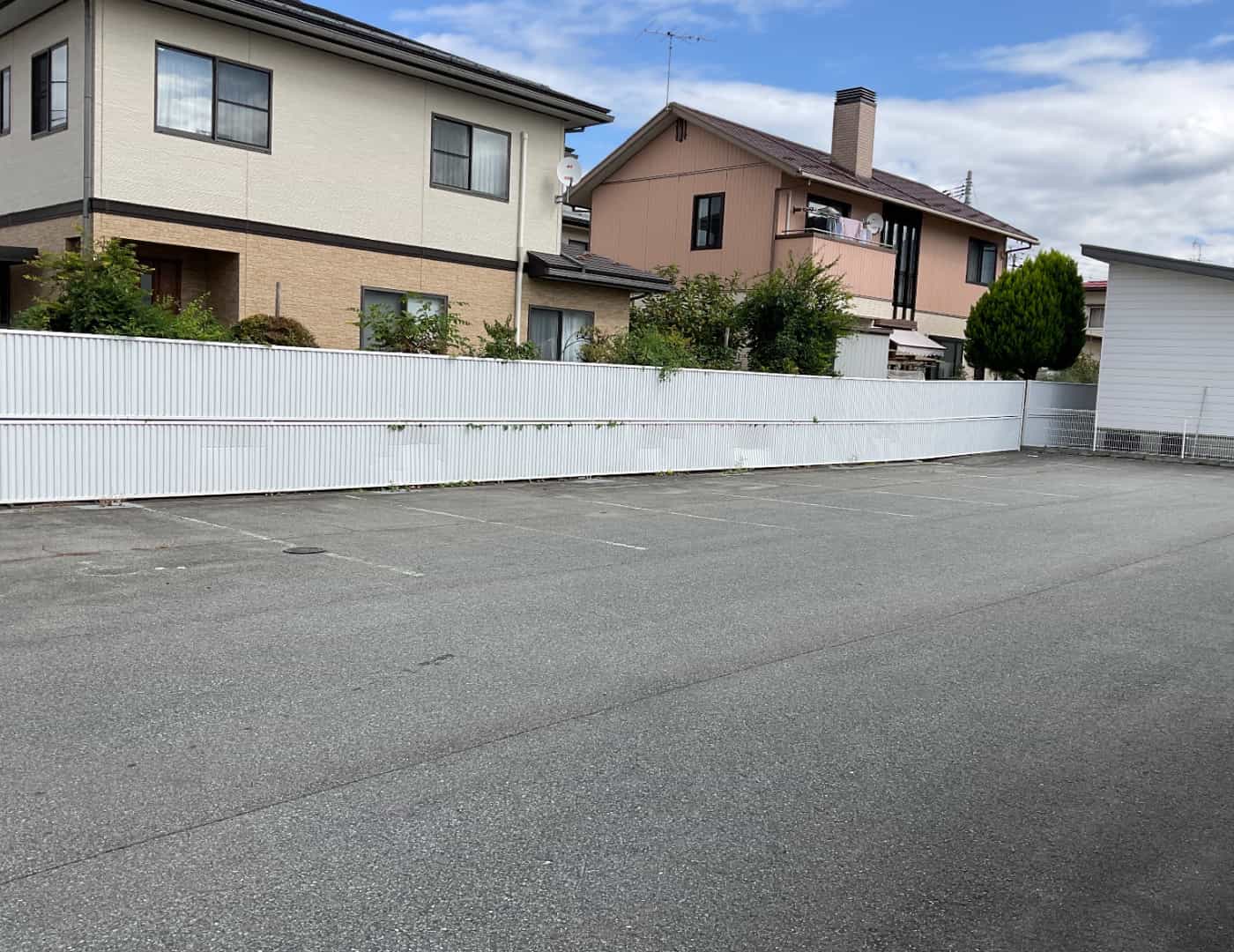 ソフトバンク山形南_駐車場2