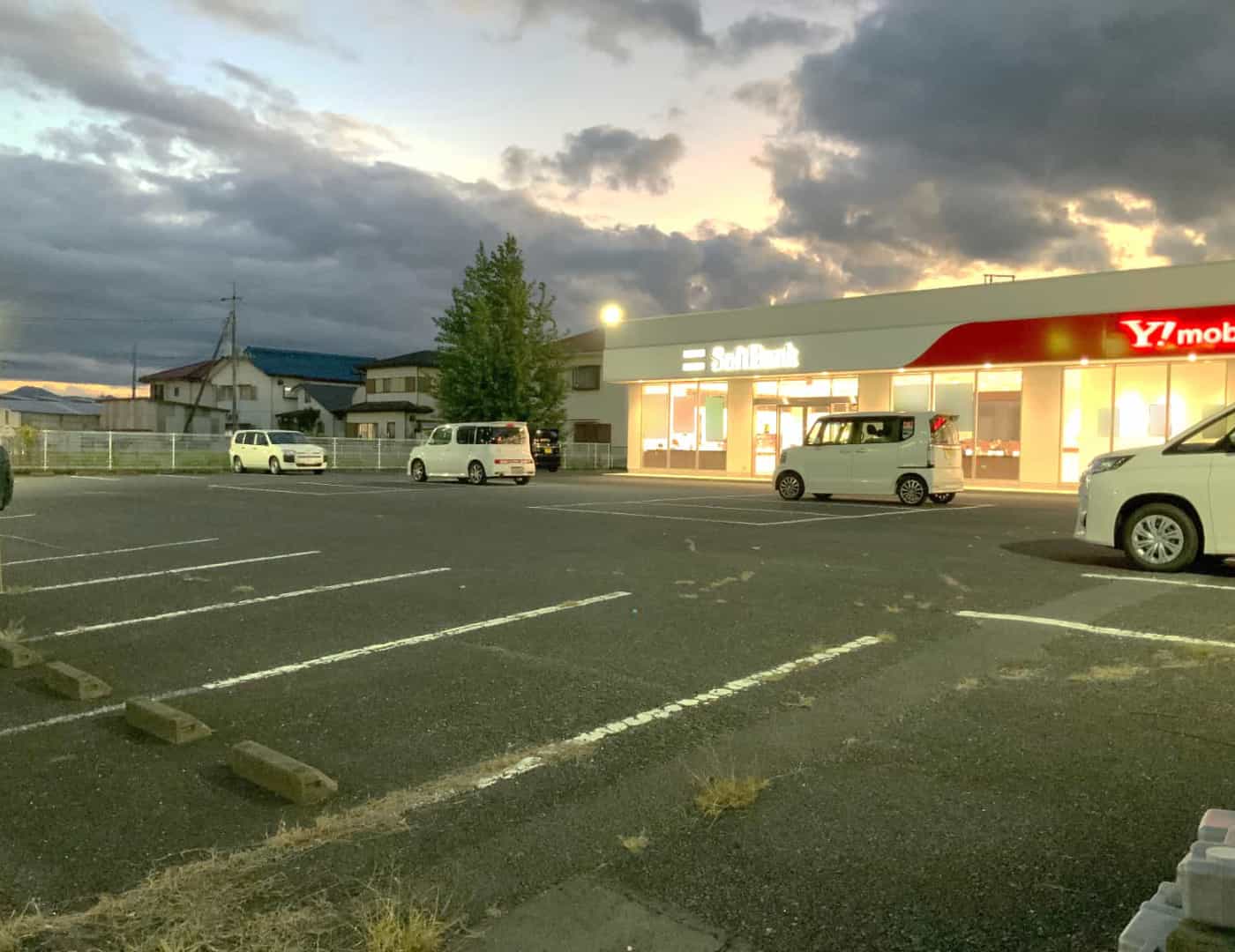 ソフトバンク群馬県央_駐車場1