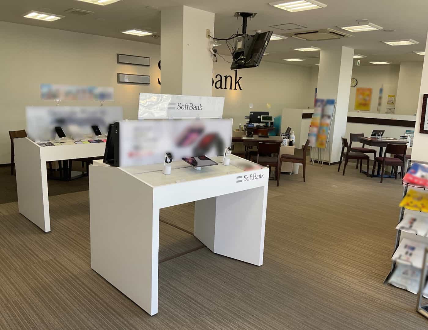 ソフトバンク羽倉崎_内観1