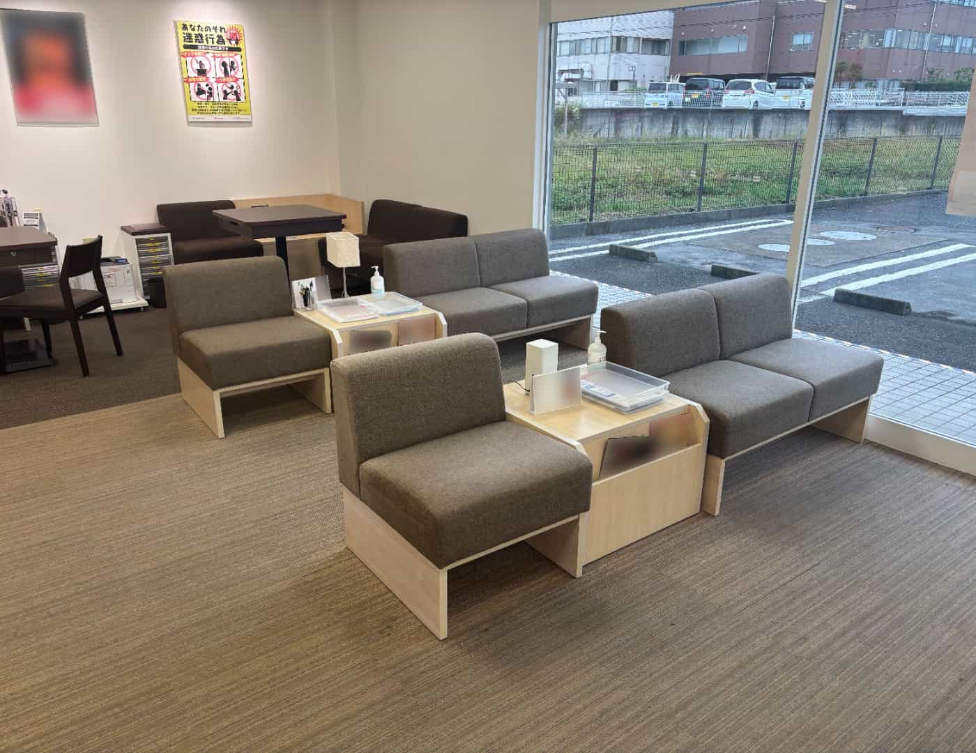 ソフトバンク高崎豊岡_待合席1