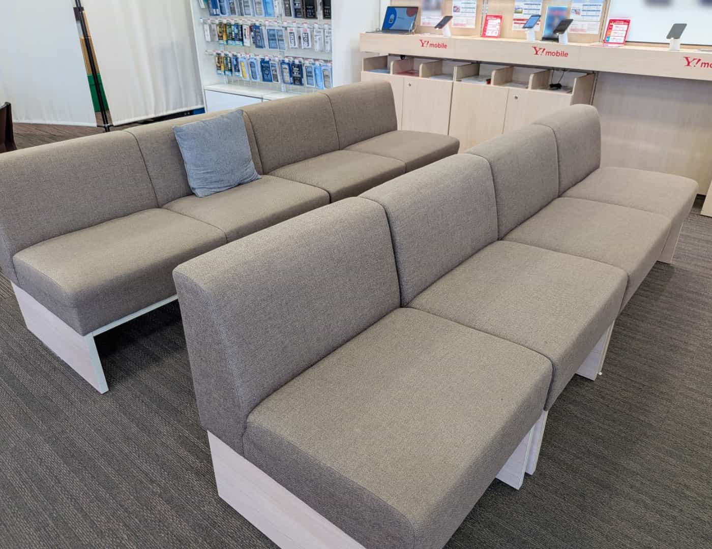 ソフトバンク高石26号線_待合席1