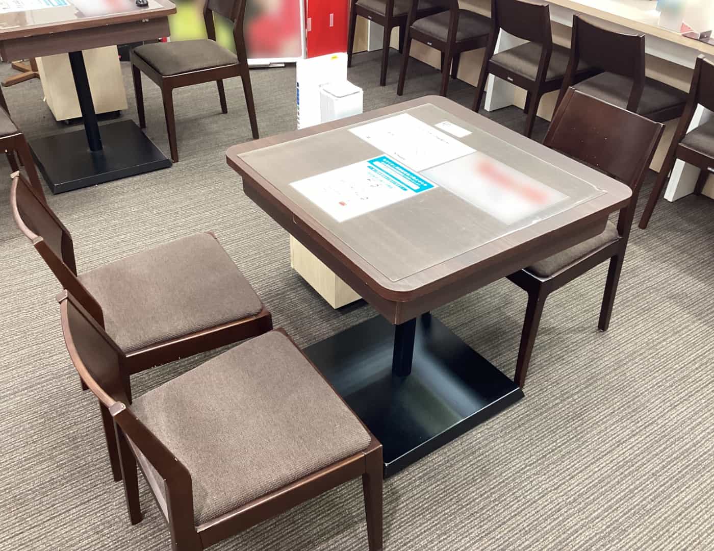 ワイモバイルアリオ鷲宮_予約席1