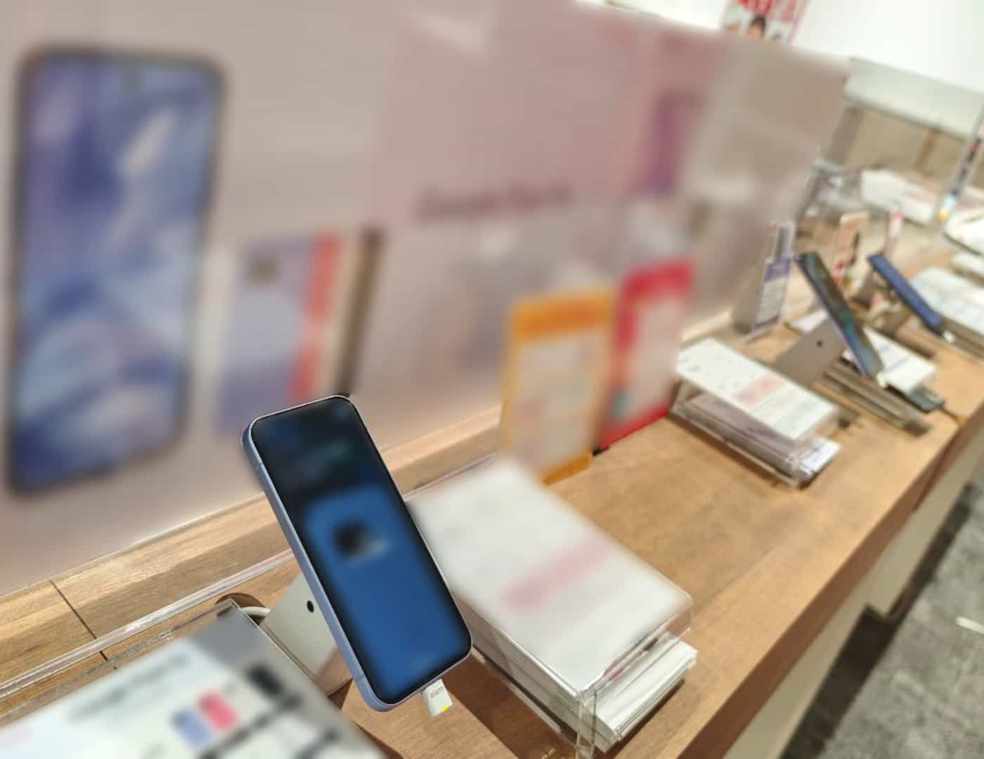 ワイモバイルイオンモール神戸南_外観2