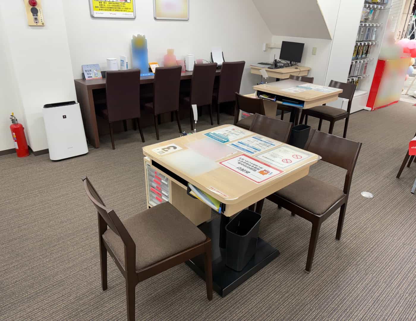 ワイモバイル十条_予約席1