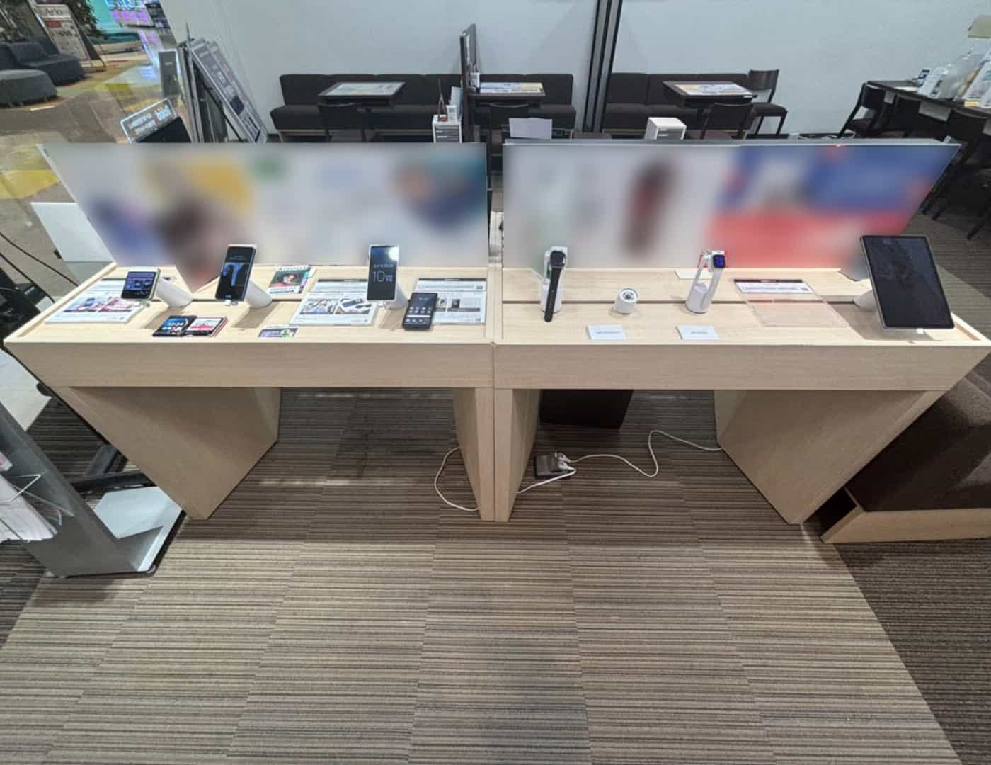 ソフトバンクアリオ鷲宮_内観1