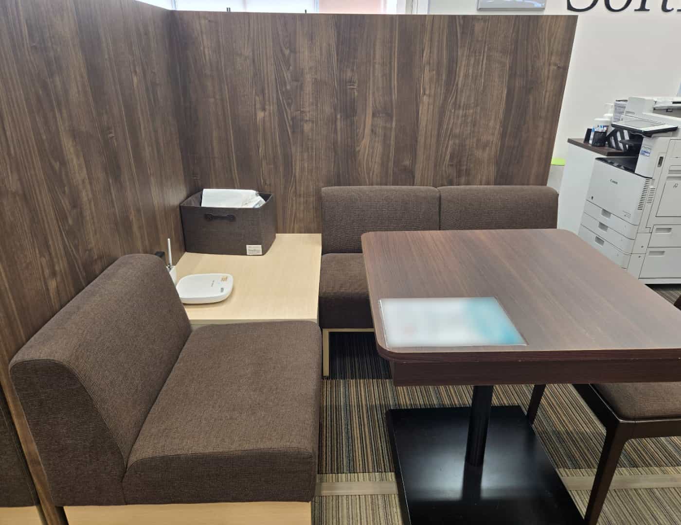 ソフトバンクイオン長田南_内観3