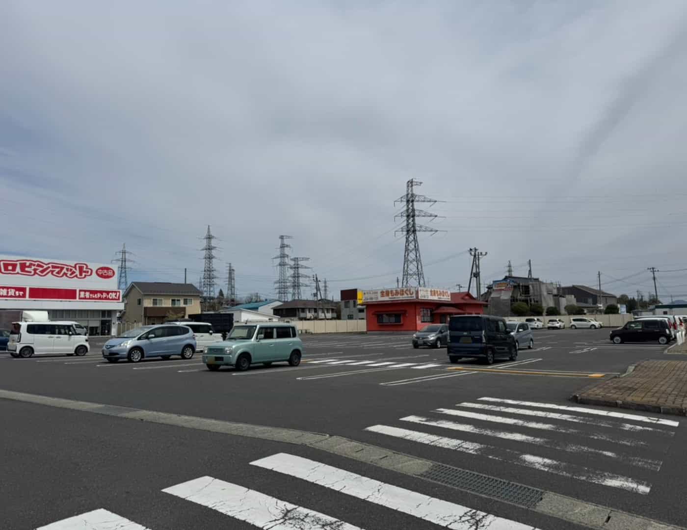ソフトバンクオリエントパーク日和田_駐車場1
