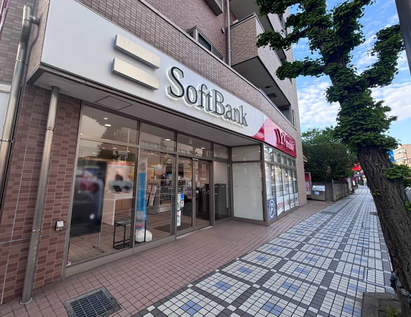ソフトバンク久里浜_外観2