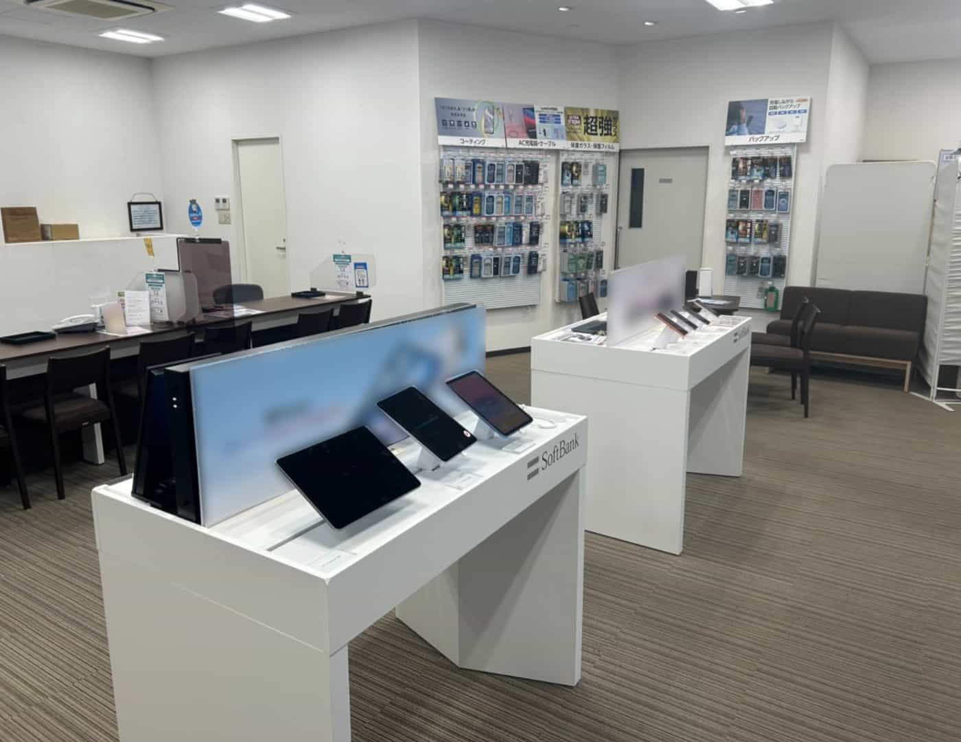 ソフトバンク伏見久我_内観2