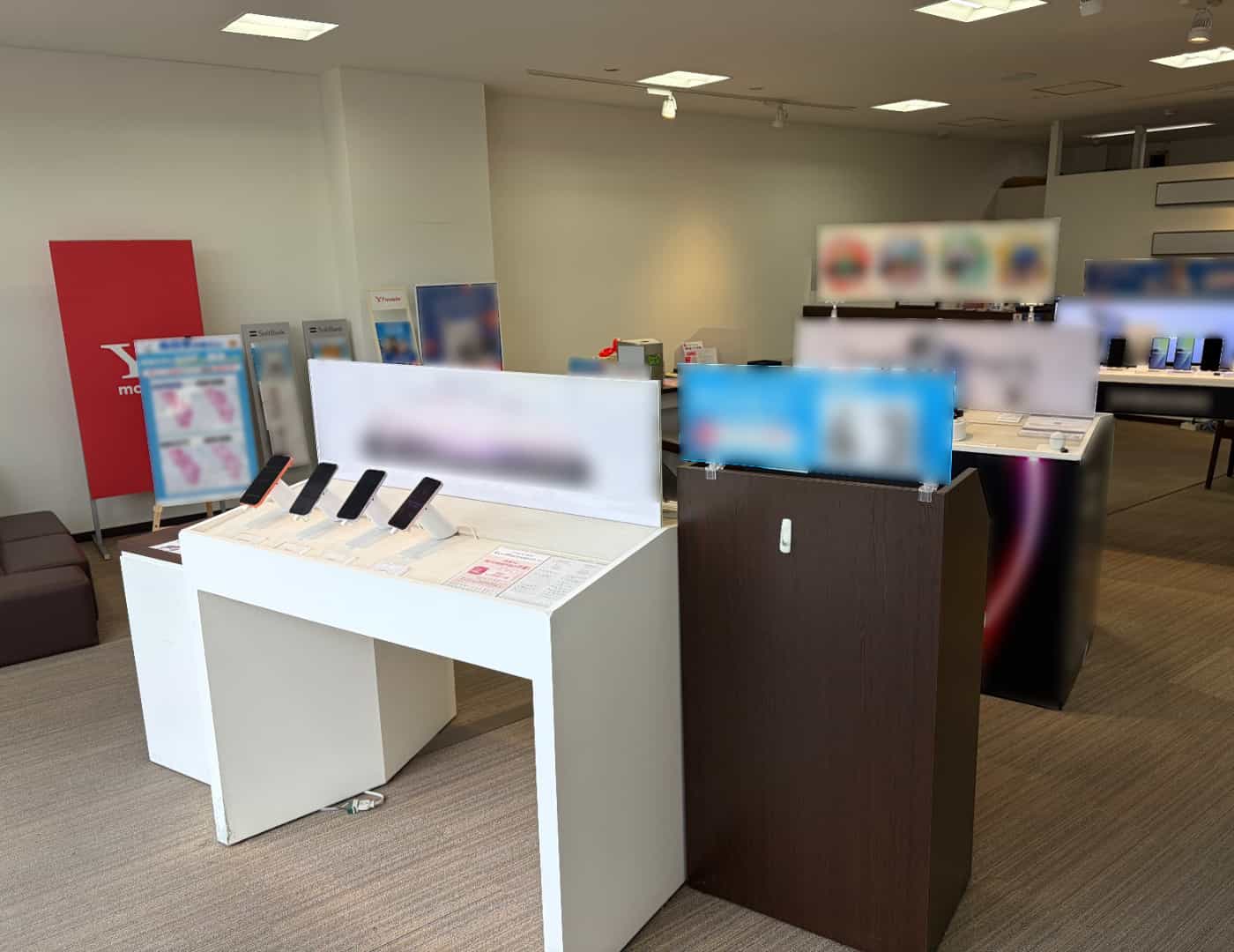 ソフトバンク向日町_内観2