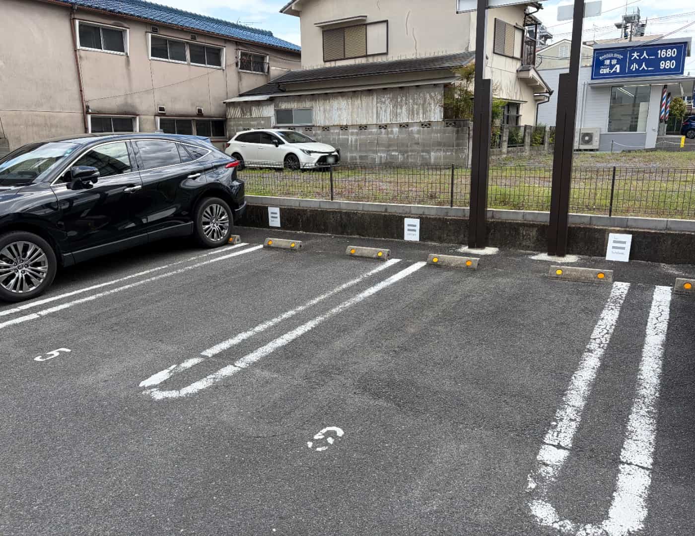 ソフトバンク向日町_駐車場2