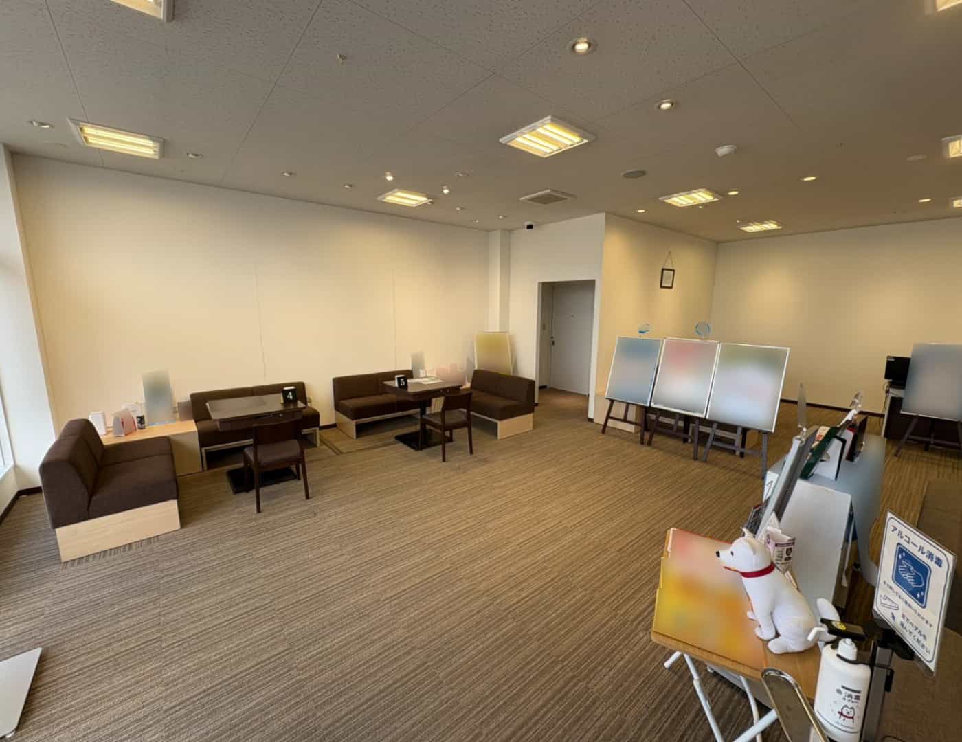 ソフトバンク矢巾_内観2