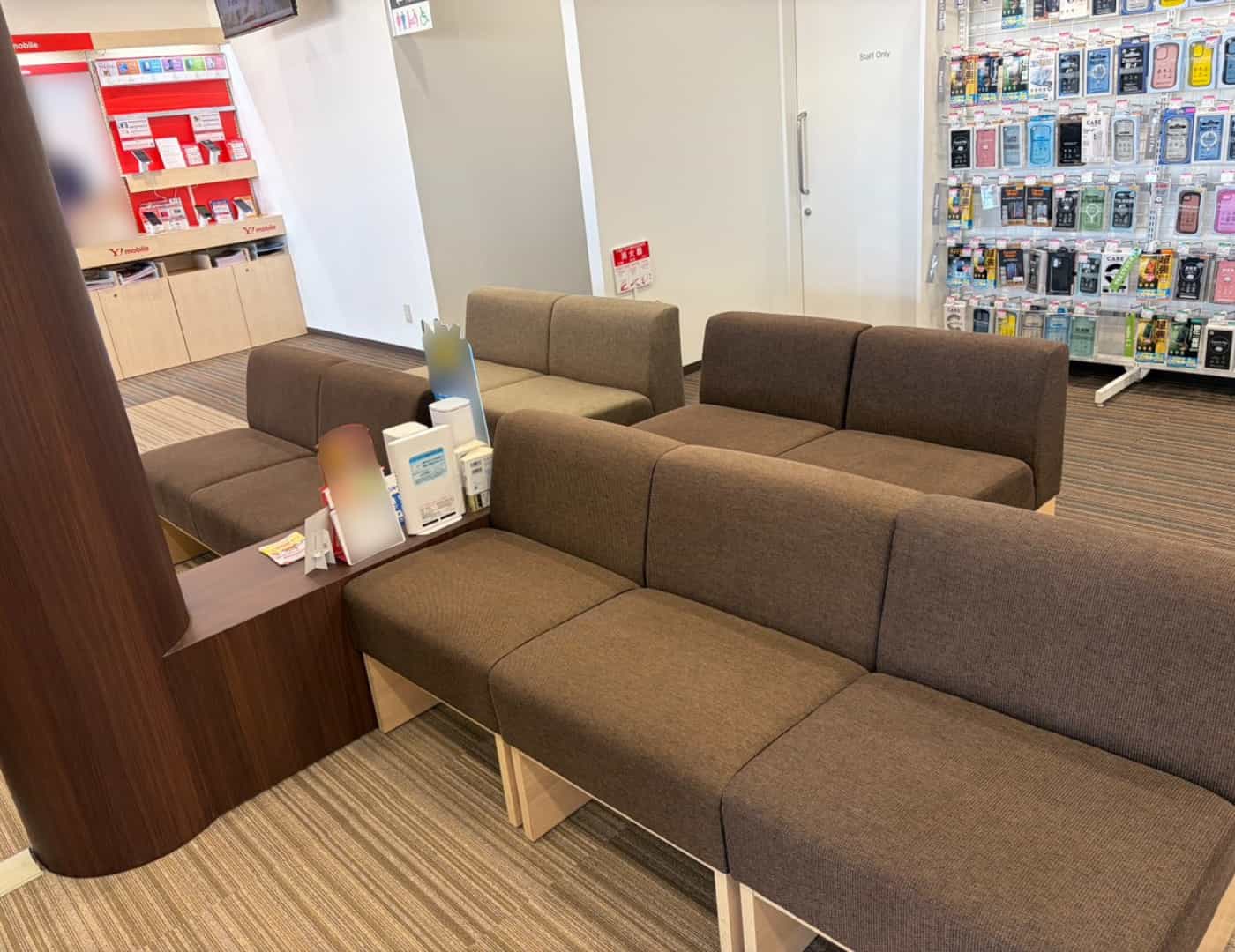 ソフトバンク郡山桑野_待合席